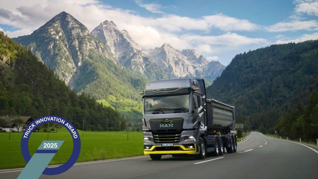 MAN hTGX hydrogen-powered combustion truck has won the ITOY jury's Truck Innovation Award 2025