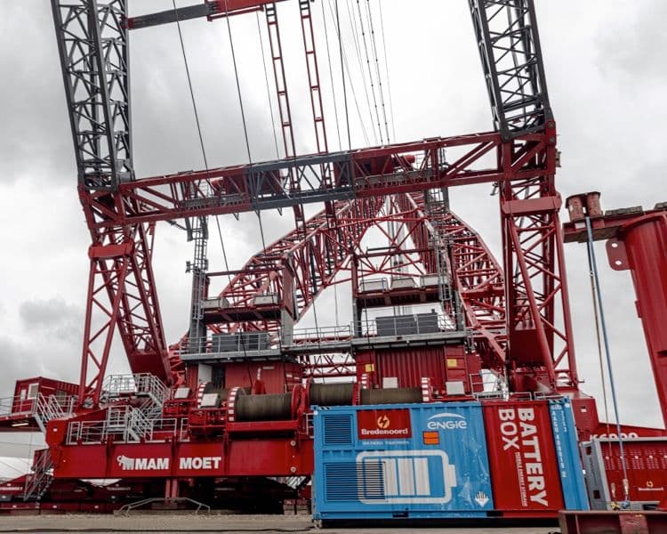 World’s strongest land-based crane completes fully electric operations testing