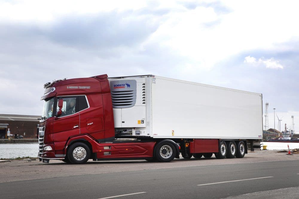 Temperature-controlled haulage specialist Rob Gibbons Transport has said its first new box body semi-trailer S.KO COOL is proving to be the perfect workhorse for its international haulage work