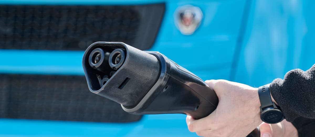 Scania launches MCS rapid charging solution at EVS38, a new era for heavy electric transport