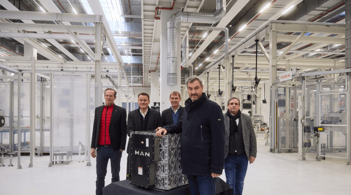 MAN celebrates topping-out ceremony for new battery production facility in Nuremberg.