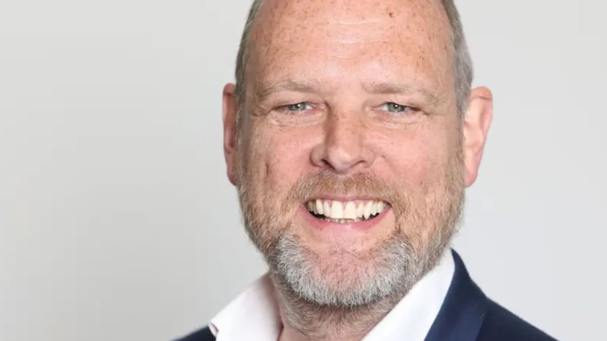 STATEMENT ON THE GOVERNMENT'S ZEV MANDATE CONSULTATION FROM THE ASSOCIATION OF FLEET OPERATORS