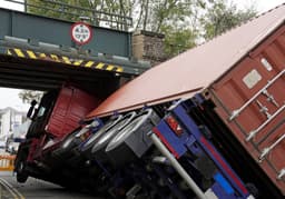 Durite highlights AI low bridge detection systems for UK fleets