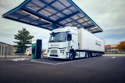 Renault Trucks Targets the 6x2 Majority