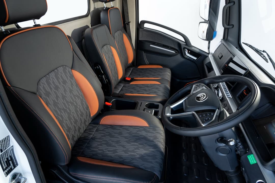 YuTong cab